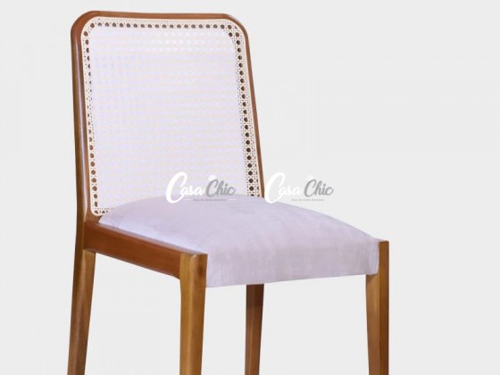 Cadeira em Madeira Maciça com Encosto em Tela C038 Avila